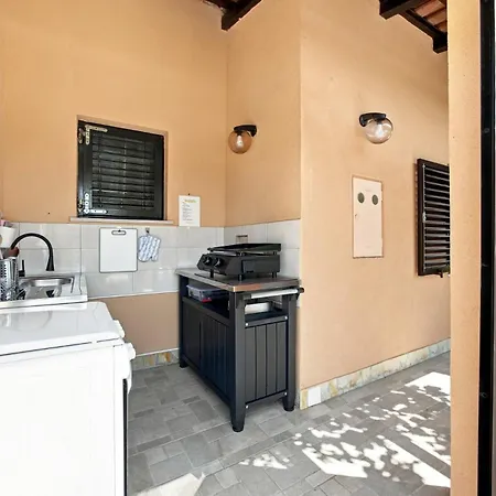Casa Luka Vareski In Krnica By Istrabook Villa
